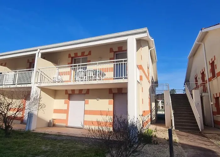 2 Piscine Апартаменты