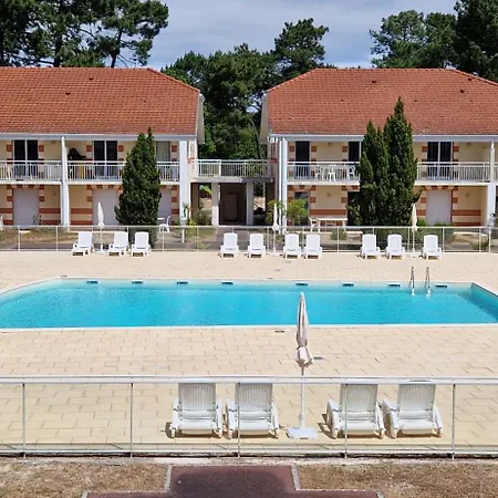 2 Piscine Apartamento